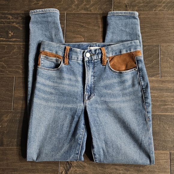 Good American High Rise Skinny Light Wash Jeans with Camel Colored Details sz 2 - Picture 2 of 8